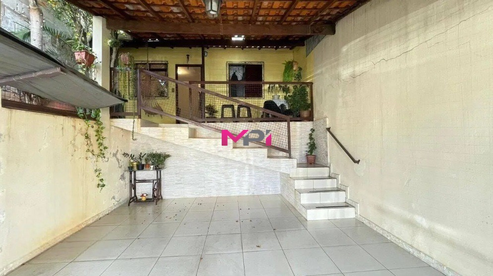 Casa à venda com 3 quartos, 168m² - Foto 16