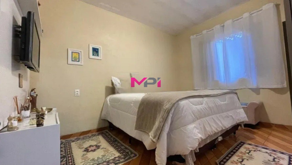 Casa à venda com 3 quartos, 168m² - Foto 14