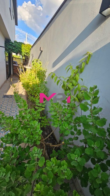 Casa de Condomínio à venda com 3 quartos, 170m² - Foto 32