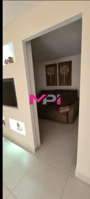 Casa à venda com 3 quartos, 250m² - Foto 6