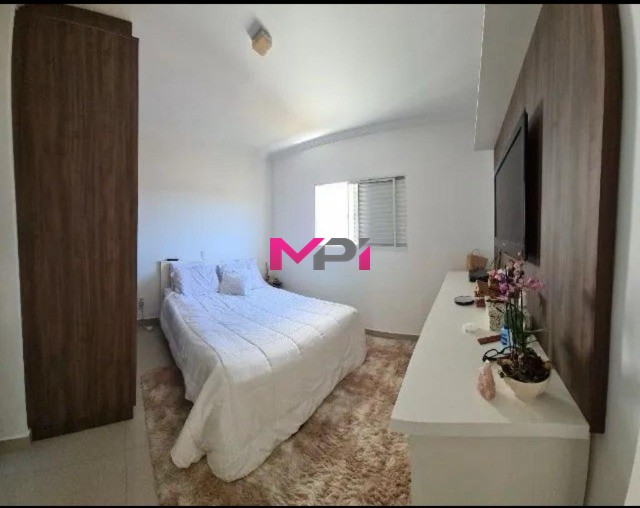 Casa à venda com 3 quartos, 250m² - Foto 11