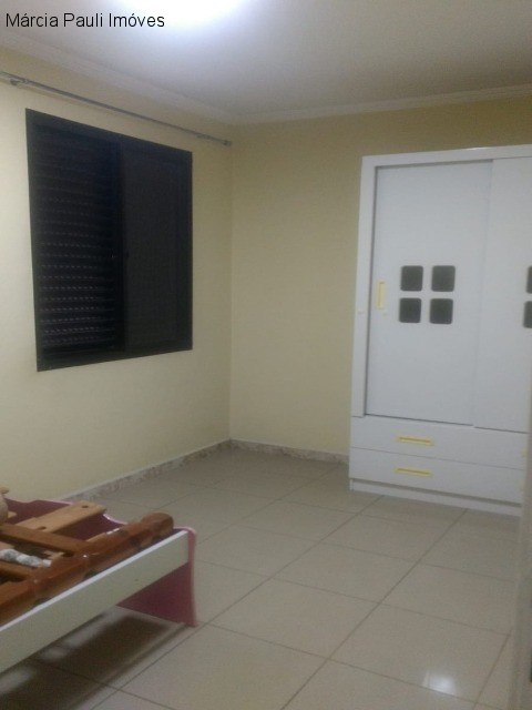 Apartamento para alugar com 3 quartos, 79m² - Foto 9