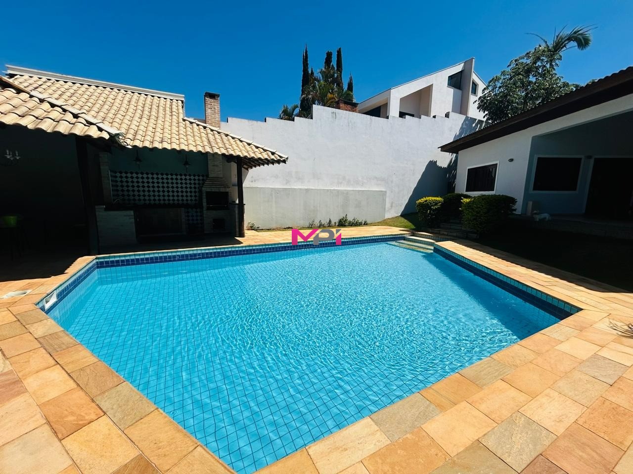 Casa de Condomínio à venda com 4 quartos, 600m² - Foto 43