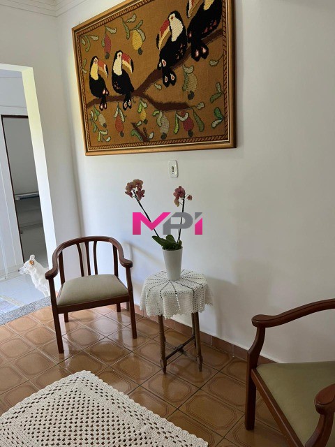 Chácara à venda com 4 quartos, 300m² - Foto 5