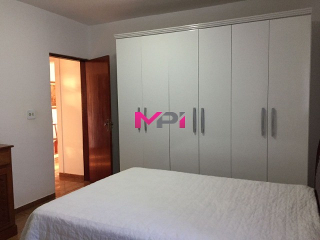 Chácara à venda com 4 quartos, 300m² - Foto 10