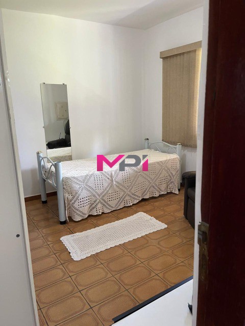 Chácara à venda com 4 quartos, 300m² - Foto 12