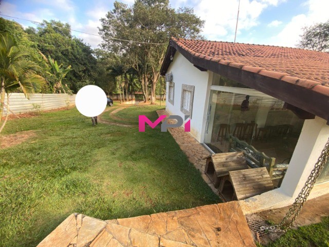 Chácara à venda com 2 quartos, 90m² - Foto 1