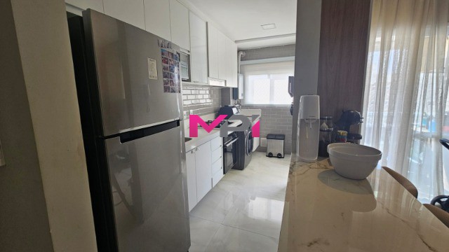 Apartamento para alugar com 2 quartos, 69m² - Foto 10