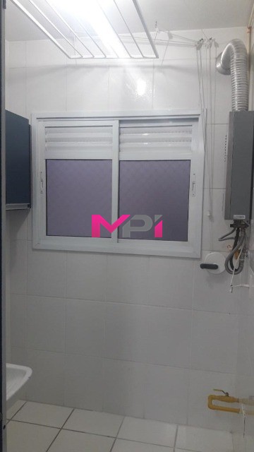 Apartamento para alugar com 2 quartos, 70m² - Foto 24