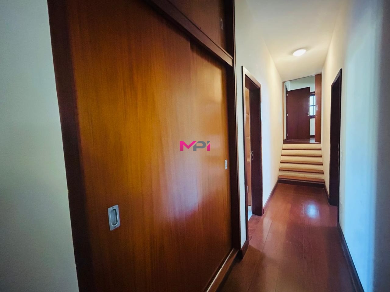 Casa de Condomínio à venda com 4 quartos, 600m² - Foto 20