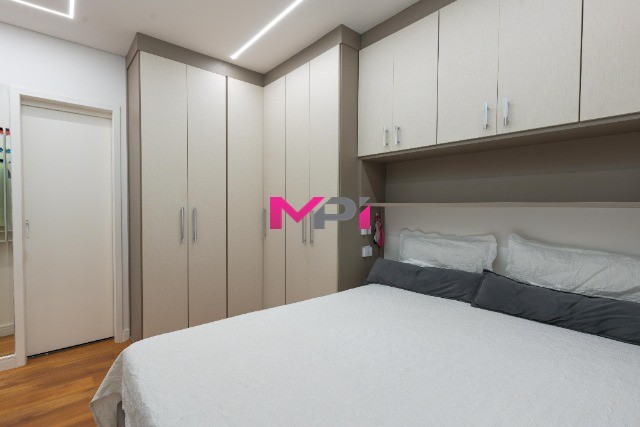 Apartamento à venda com 2 quartos, 76m² - Foto 27