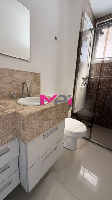 Apartamento para alugar com 3 quartos, 83m² - Foto 13