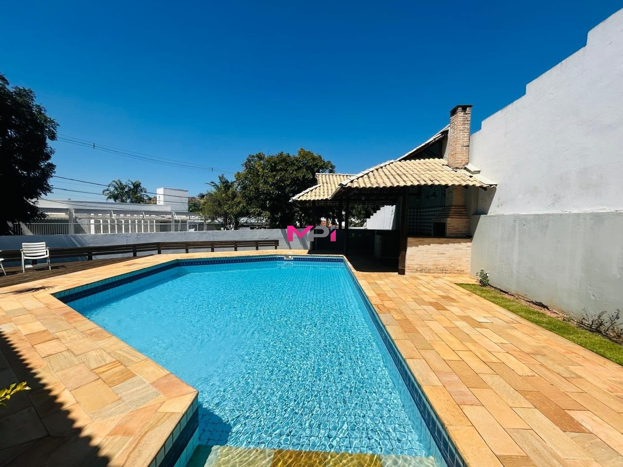 Casa de Condomínio à venda com 4 quartos, 600m² - Foto 39