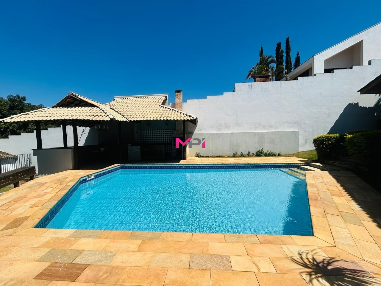 Casa de Condomínio à venda com 4 quartos, 600m² - Foto 44