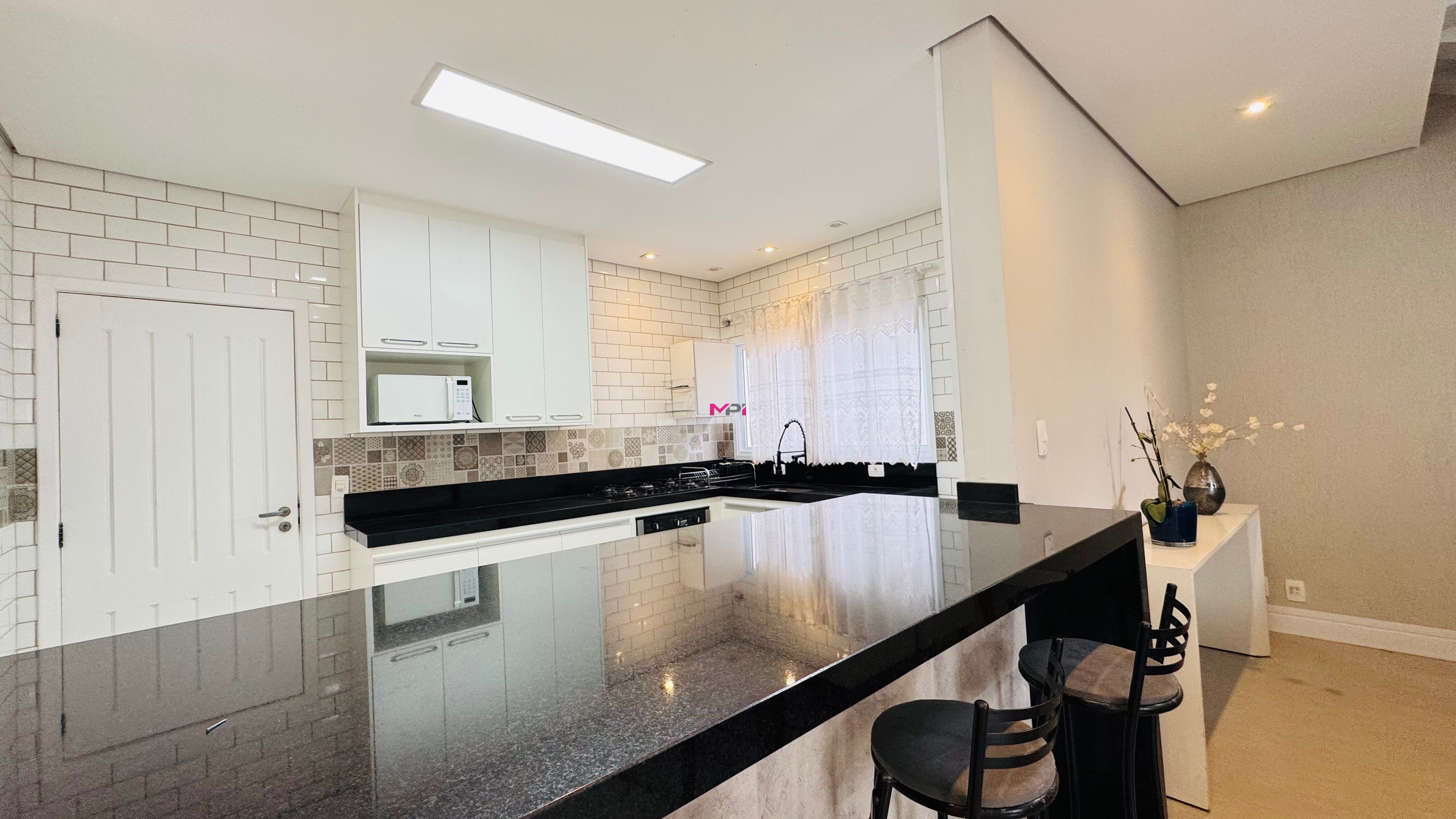 Casa de Condomínio para alugar com 4 quartos, 1125m² - Foto 11