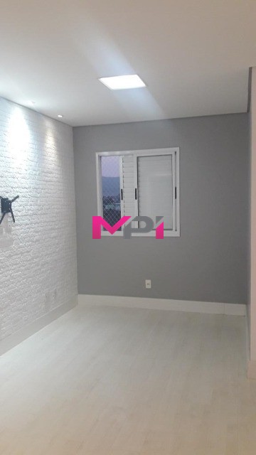 Apartamento para alugar com 2 quartos, 70m² - Foto 18