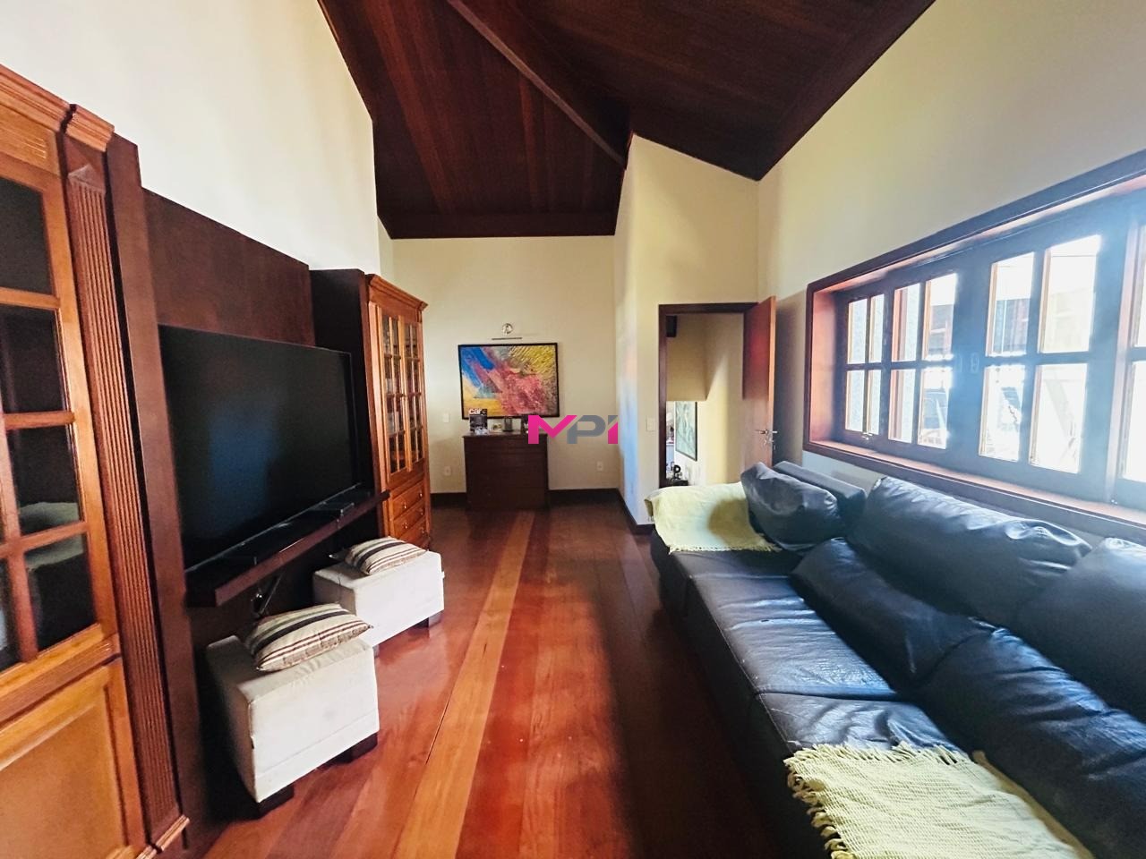 Casa de Condomínio à venda com 4 quartos, 600m² - Foto 12