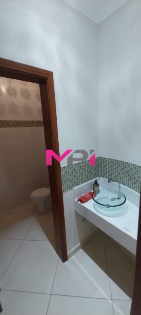 Sobrado à venda com 3 quartos, 250m² - Foto 21
