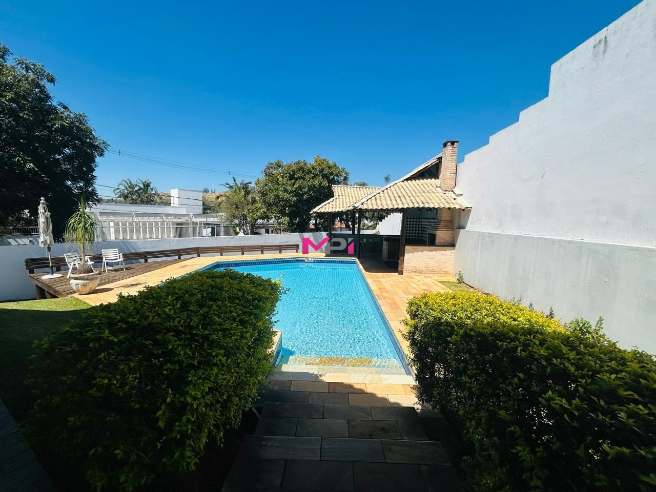 Casa de Condomínio à venda com 4 quartos, 600m² - Foto 38