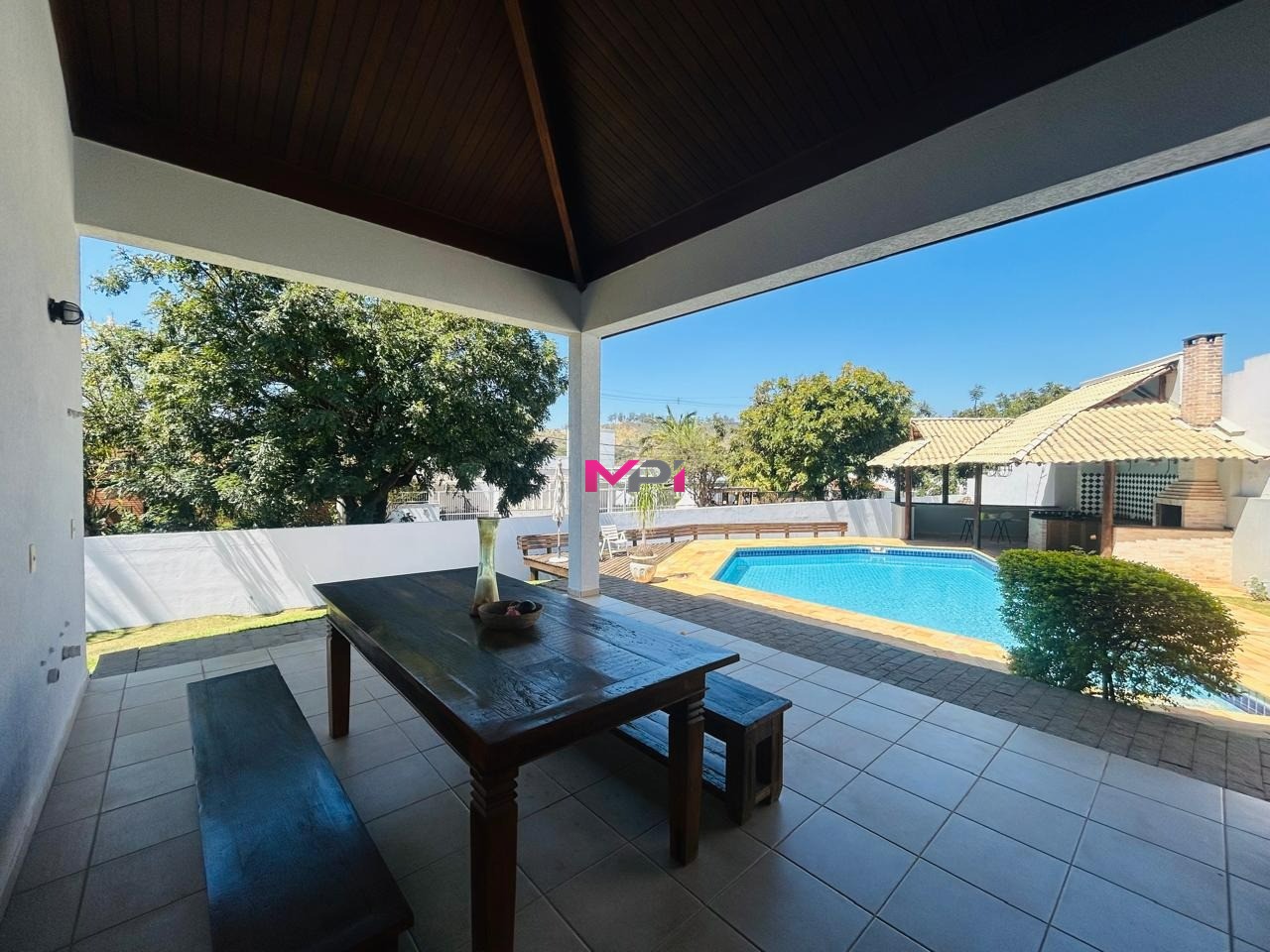 Casa de Condomínio à venda com 4 quartos, 600m² - Foto 37