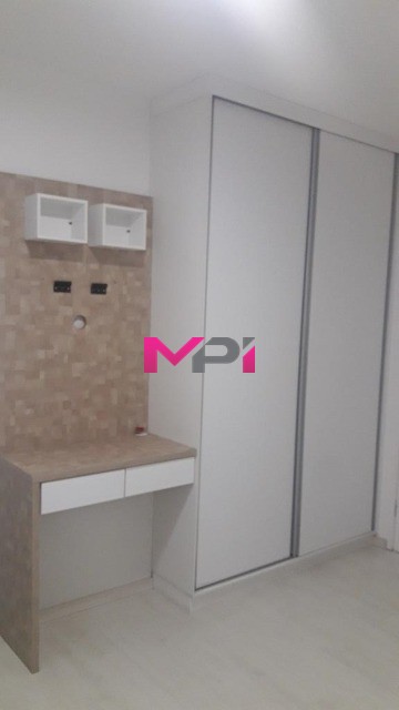Apartamento para alugar com 2 quartos, 70m² - Foto 17