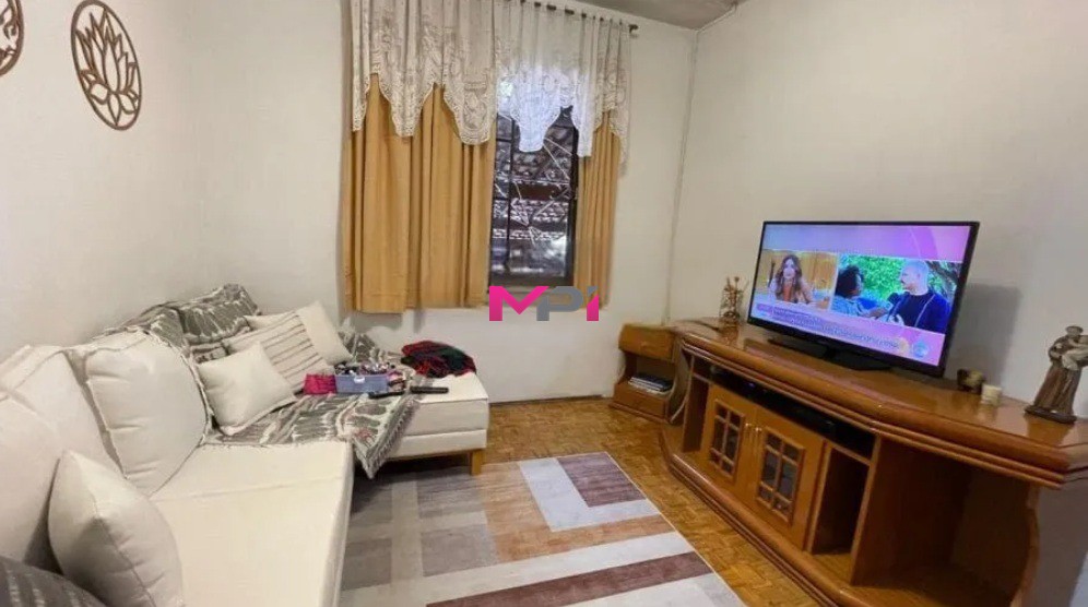 Casa à venda com 3 quartos, 168m² - Foto 4