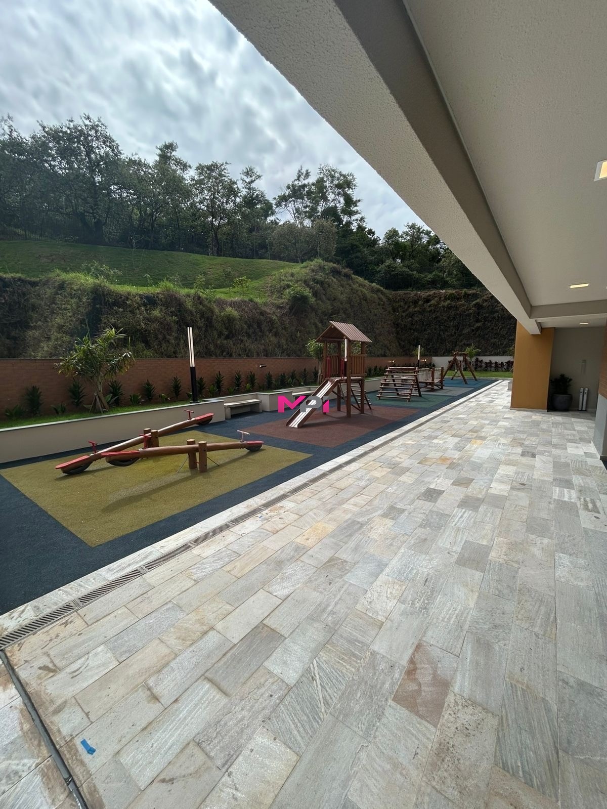 Apartamento para alugar com 2 quartos, 113m² - Foto 25