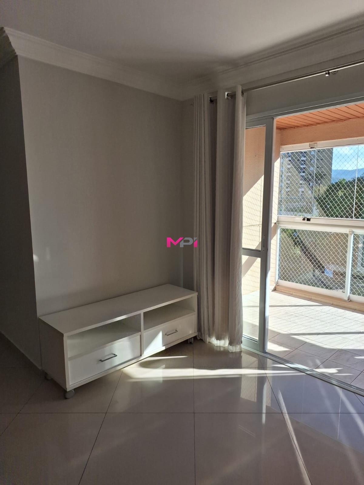 Apartamento, 3 quartos, 90 m² - Foto 1