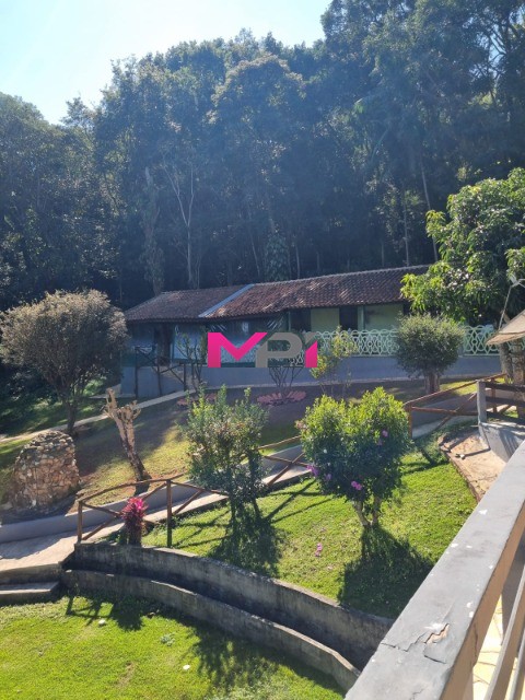Chácara à venda com 3 quartos, 3000m² - Foto 2
