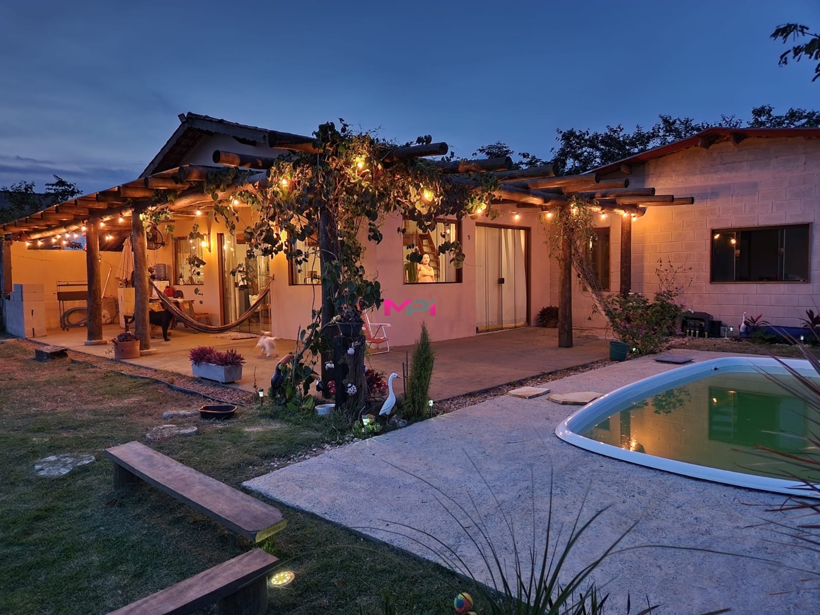 Chácara, 2 quartos, 1500 m² - Foto 1