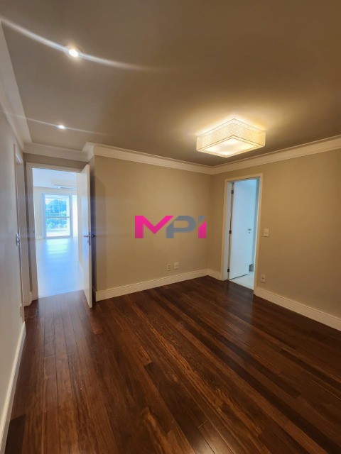 Apartamento, 3 quartos, 216 m² - Foto 44