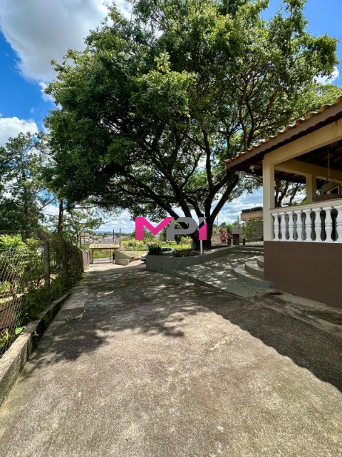 Chácara, 3 quartos, 1550 m² - Foto 4