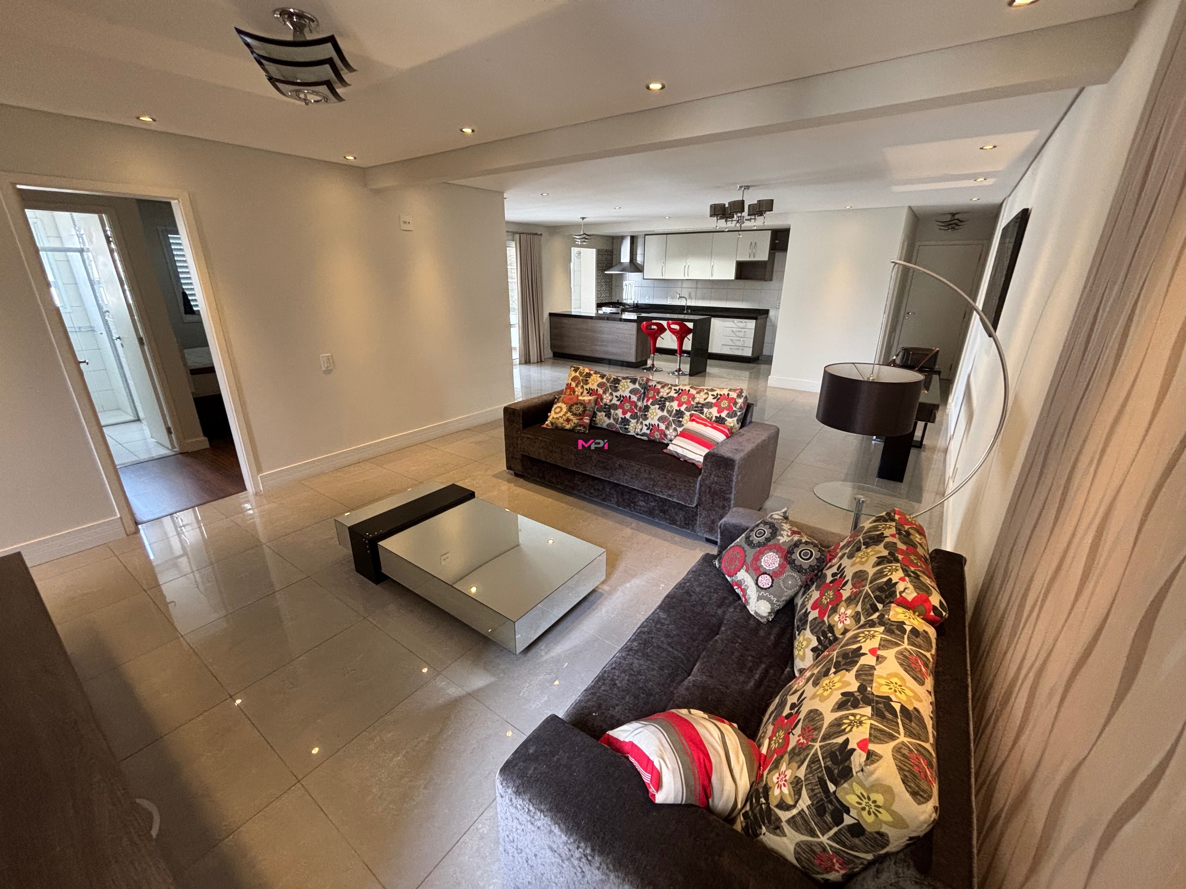 Apartamento, 3 quartos, 131 m² - Foto 2