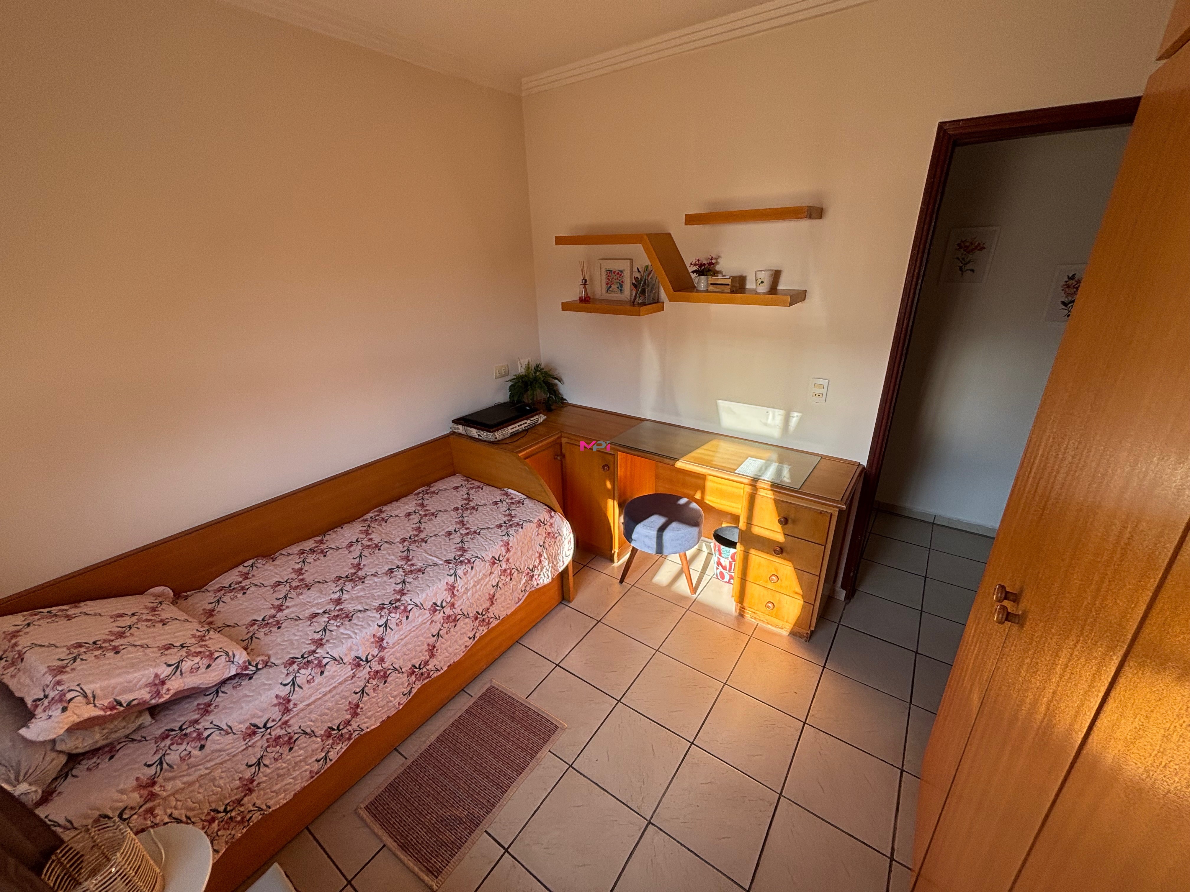 Casa, 3 quartos, 284 m² - Foto 17