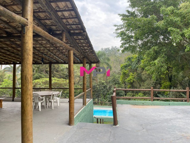 Sítio, 3 quartos, 2525 m² - Foto 23