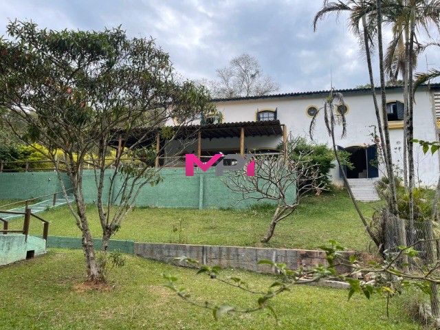 Sítio, 3 quartos, 2525 m² - Foto 17