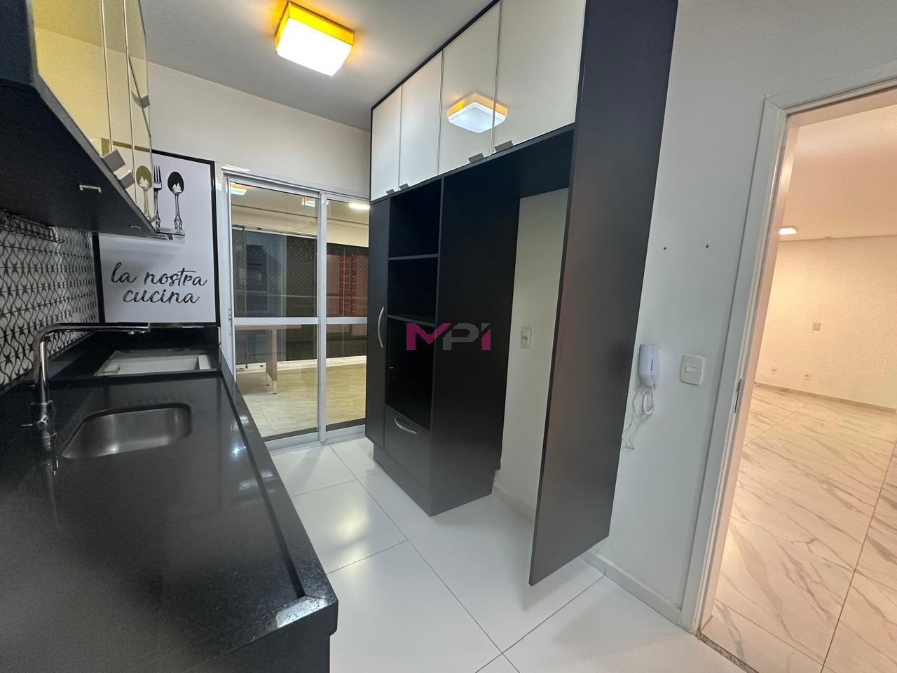 Apartamento, 3 quartos, 145 m² - Foto 2