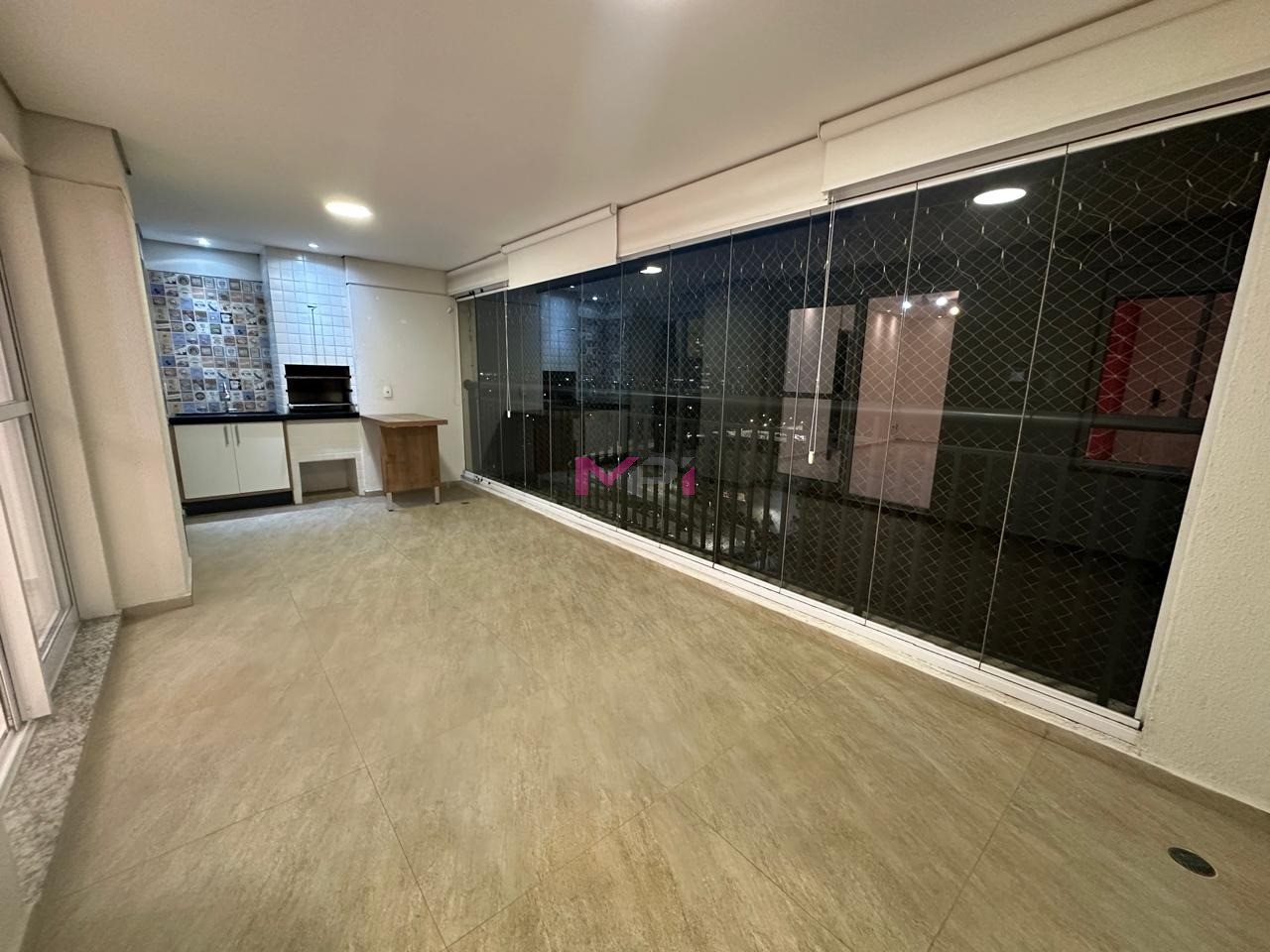 Apartamento, 3 quartos, 145 m² - Foto 1