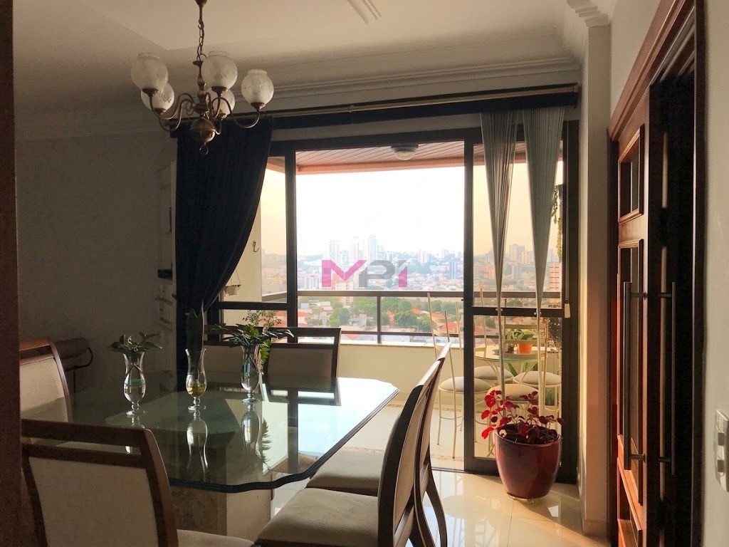 Apartamento, 3 quartos, 147 m² - Foto 1