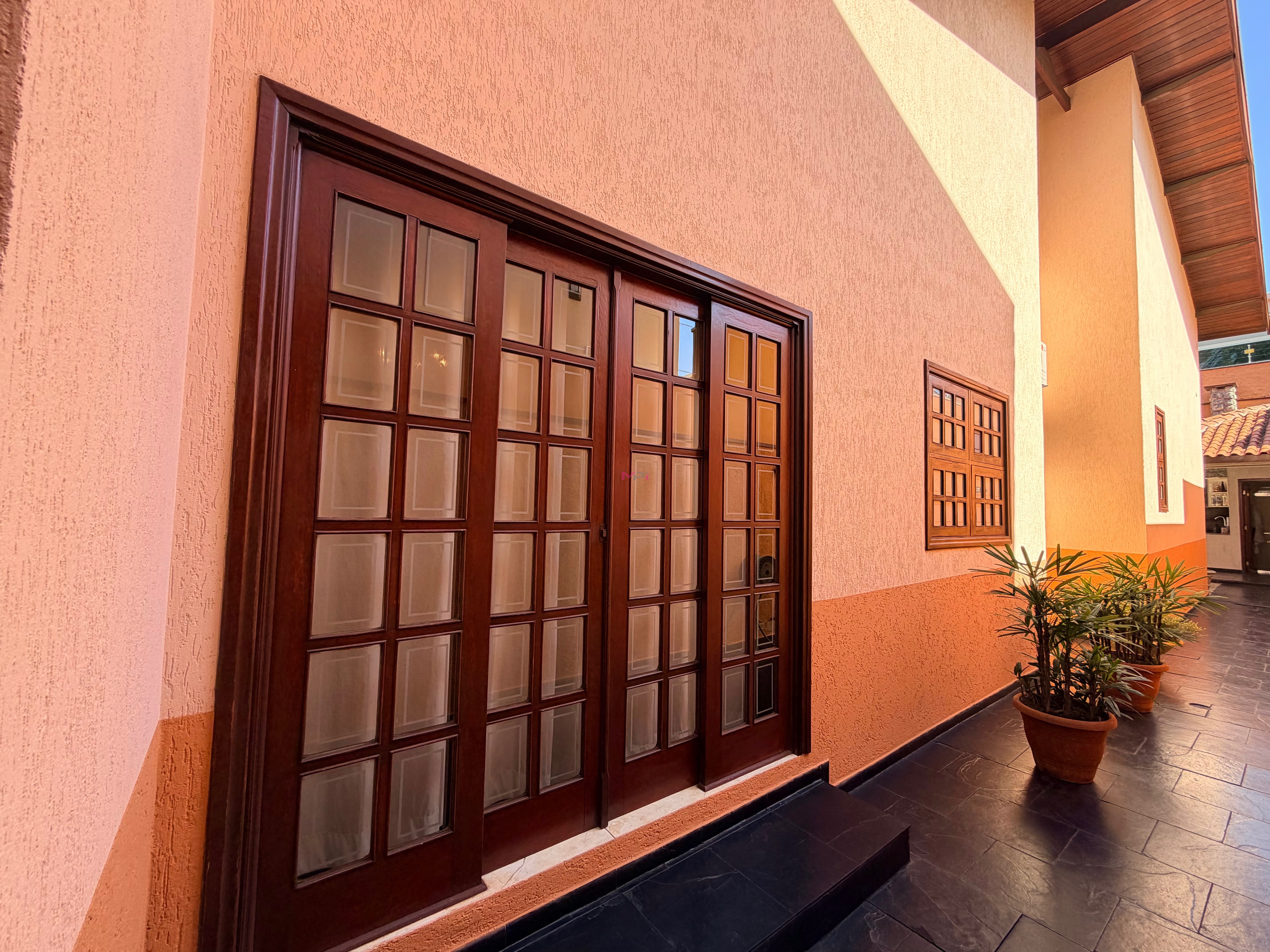 Casa, 3 quartos, 268 m² - Foto 34