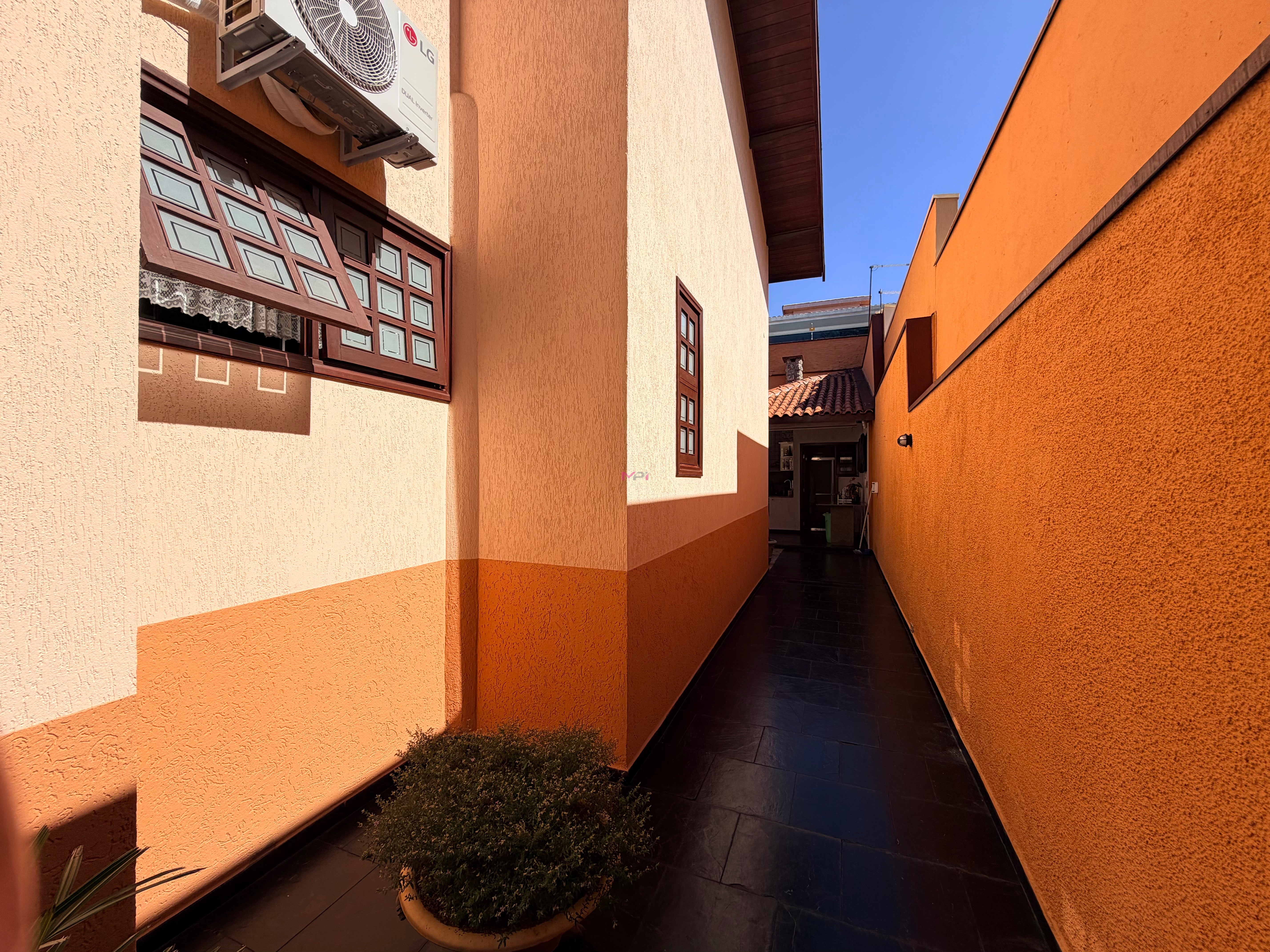 Casa, 3 quartos, 268 m² - Foto 33