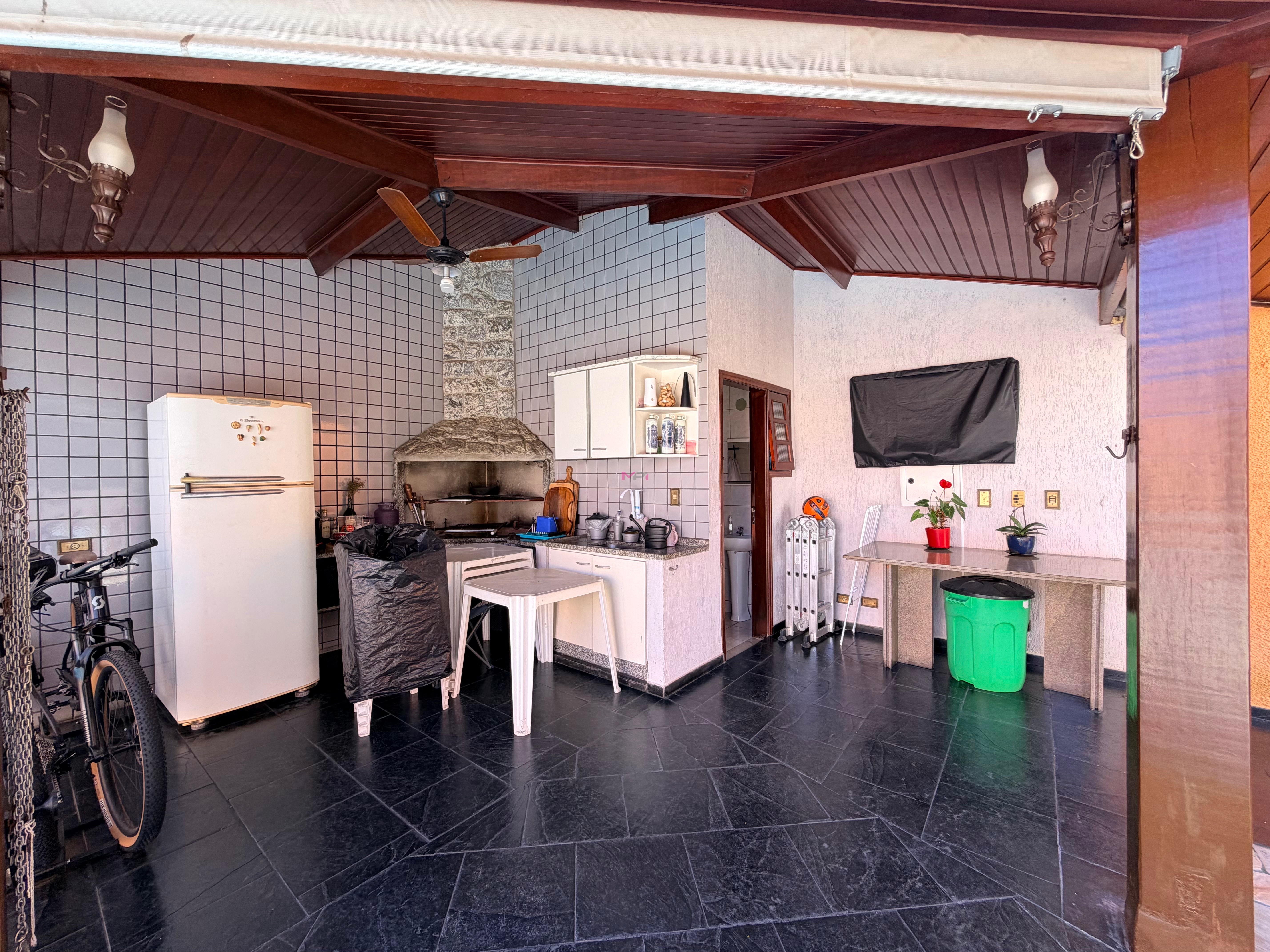 Casa, 3 quartos, 268 m² - Foto 30