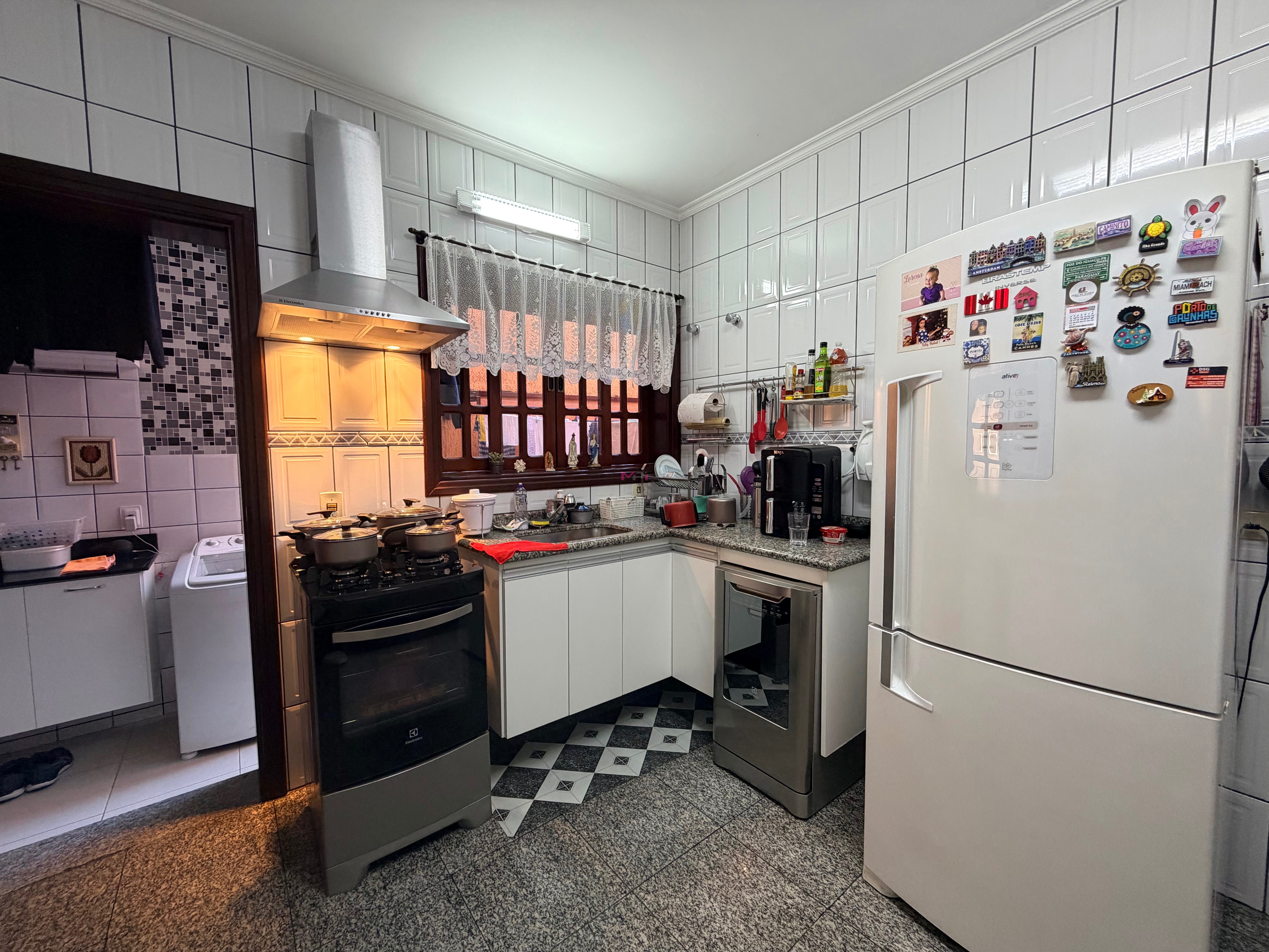 Casa, 3 quartos, 268 m² - Foto 23