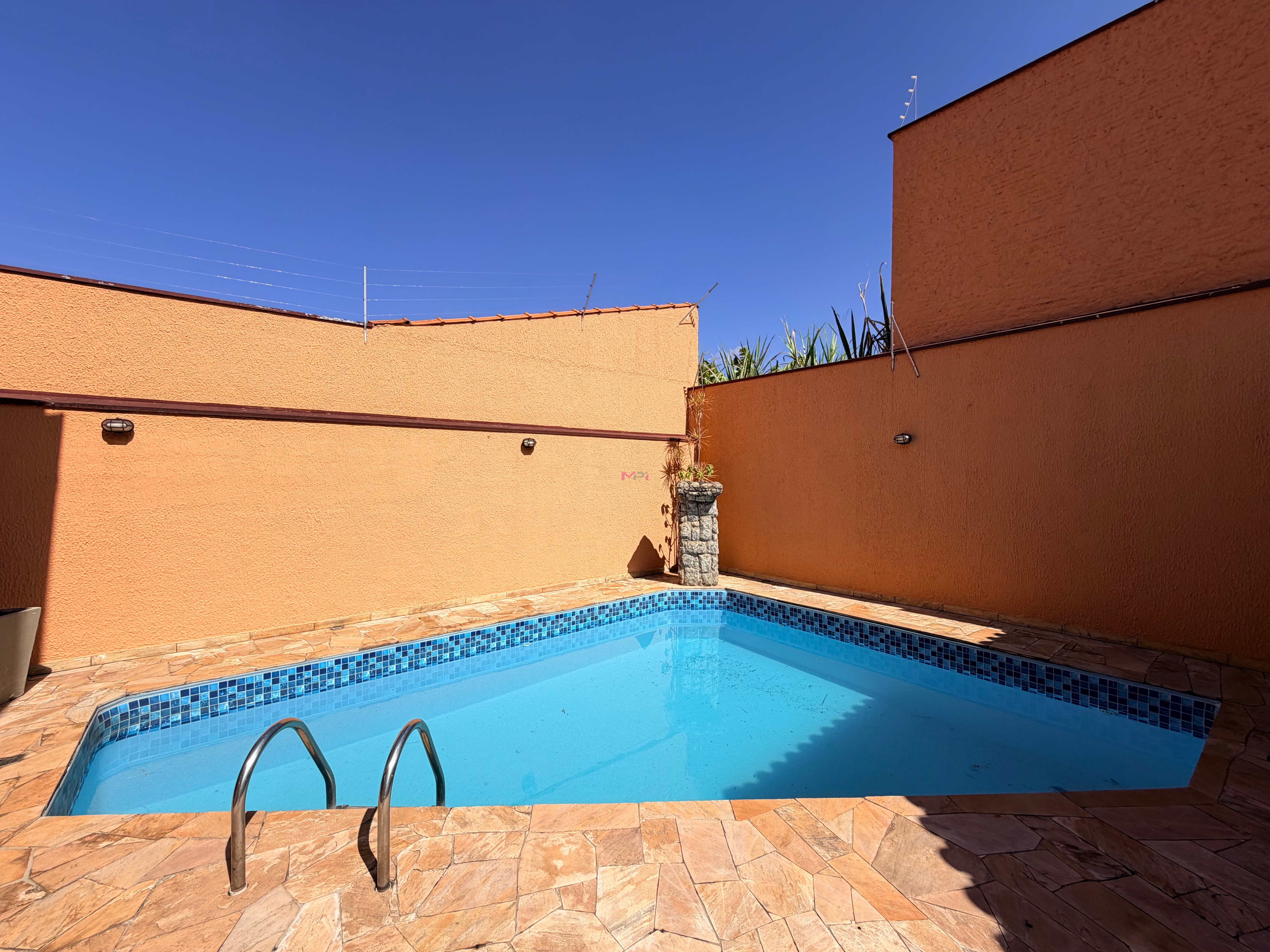 Casa, 3 quartos, 268 m² - Foto 28