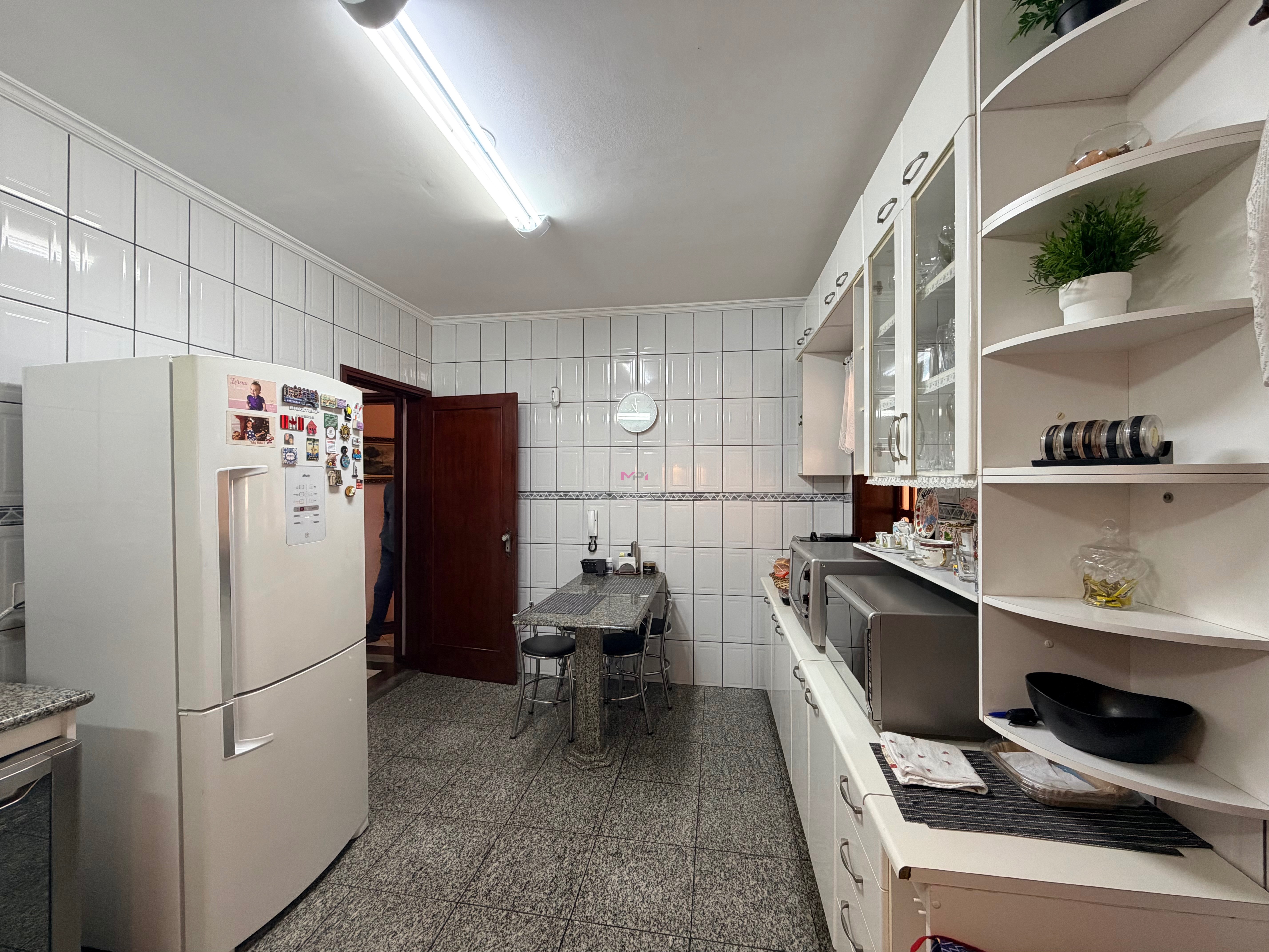 Casa, 3 quartos, 268 m² - Foto 19