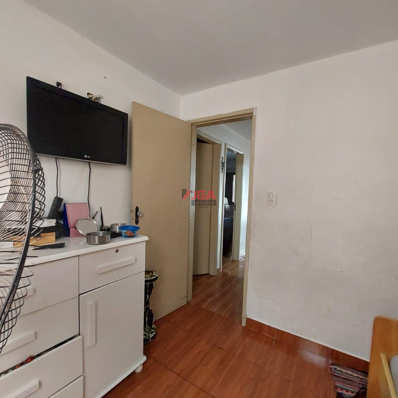 Casa à venda com 3 quartos, 200m² - Foto 2
