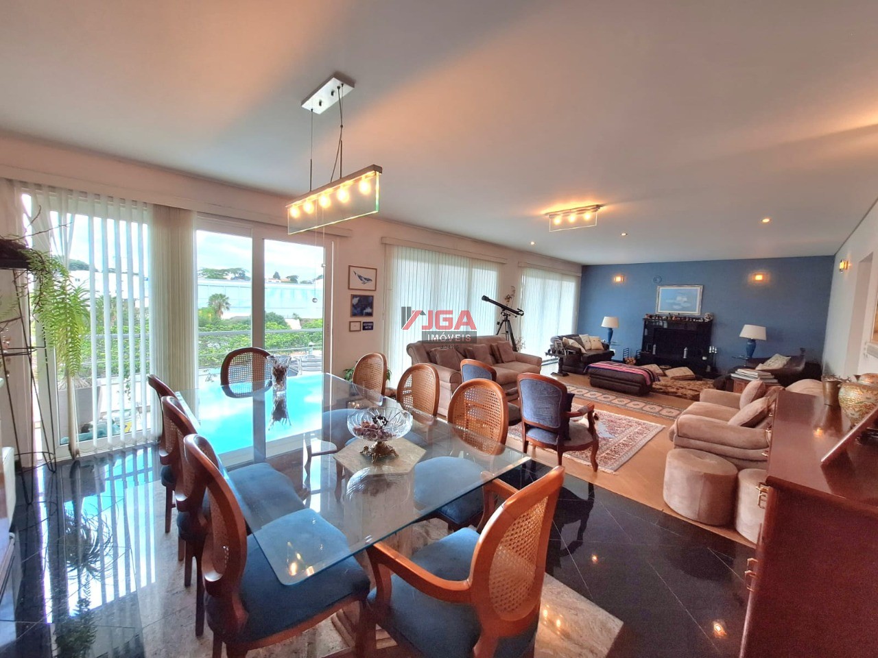 Casa à venda com 4 quartos, 613m² - Foto 1