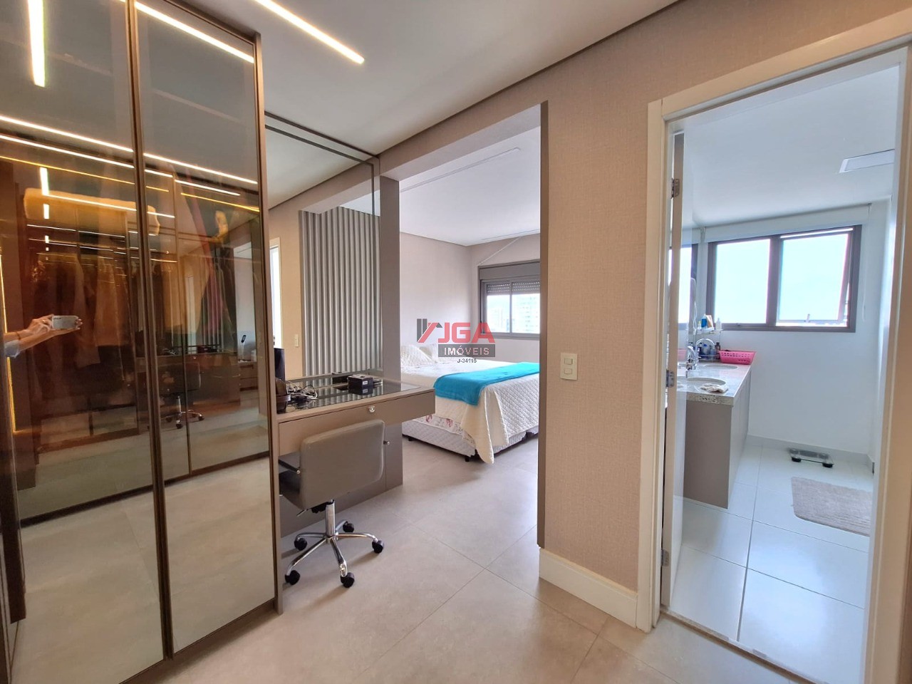 Cobertura à venda e aluguel com 3 quartos, 300m² - Foto 23