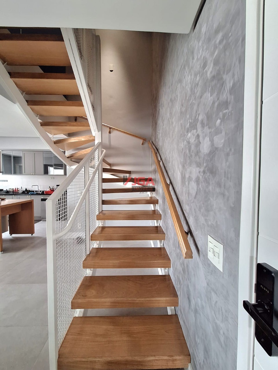 Cobertura à venda e aluguel com 3 quartos, 300m² - Foto 9