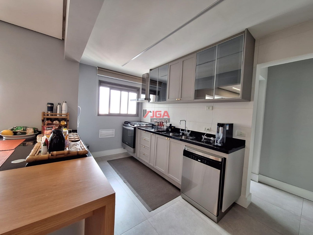 Cobertura à venda e aluguel com 3 quartos, 300m² - Foto 16
